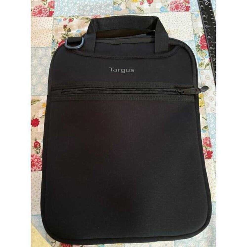 Targus 12 inch laptop case